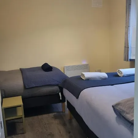 Cosy Near & Airport